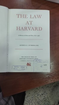 Image of THE LAW HARVARD